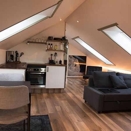 Scenic Penthouse - Ocean View & Skylight Windows Apartment Siglufjordur Ngoại thất bức ảnh