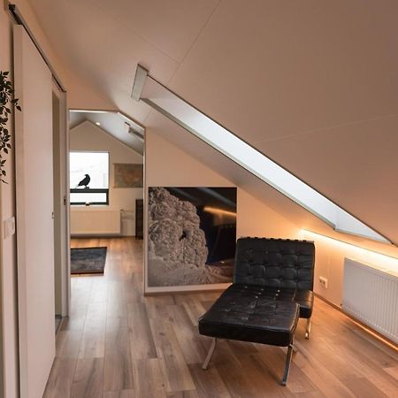 Scenic Penthouse - Ocean View & Skylight Windows Apartment Siglufjordur Ngoại thất bức ảnh