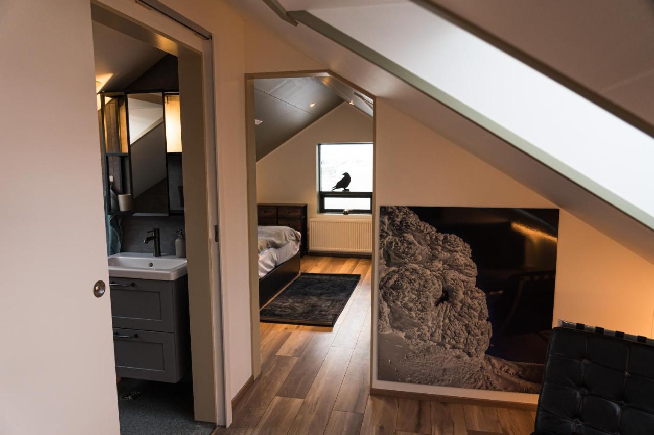 Scenic Penthouse - Ocean View & Skylight Windows Apartment Siglufjordur Ngoại thất bức ảnh